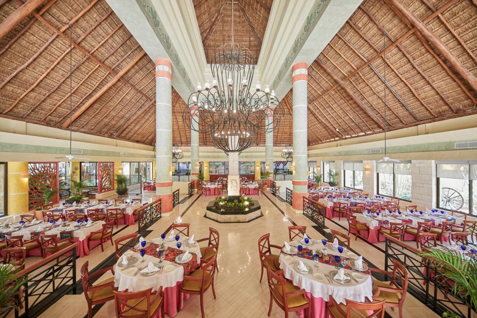 Bahia Principe Grand Coba - Resort